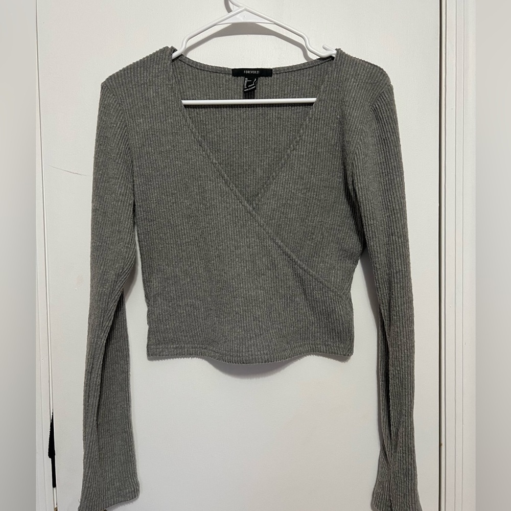Forever 21 v neck sweater